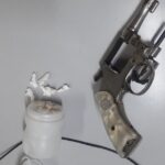 Força Tática prende homem com droga e arma