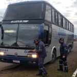 Agentes de trânsito realizam vistorias preventivas na chegada de turistas