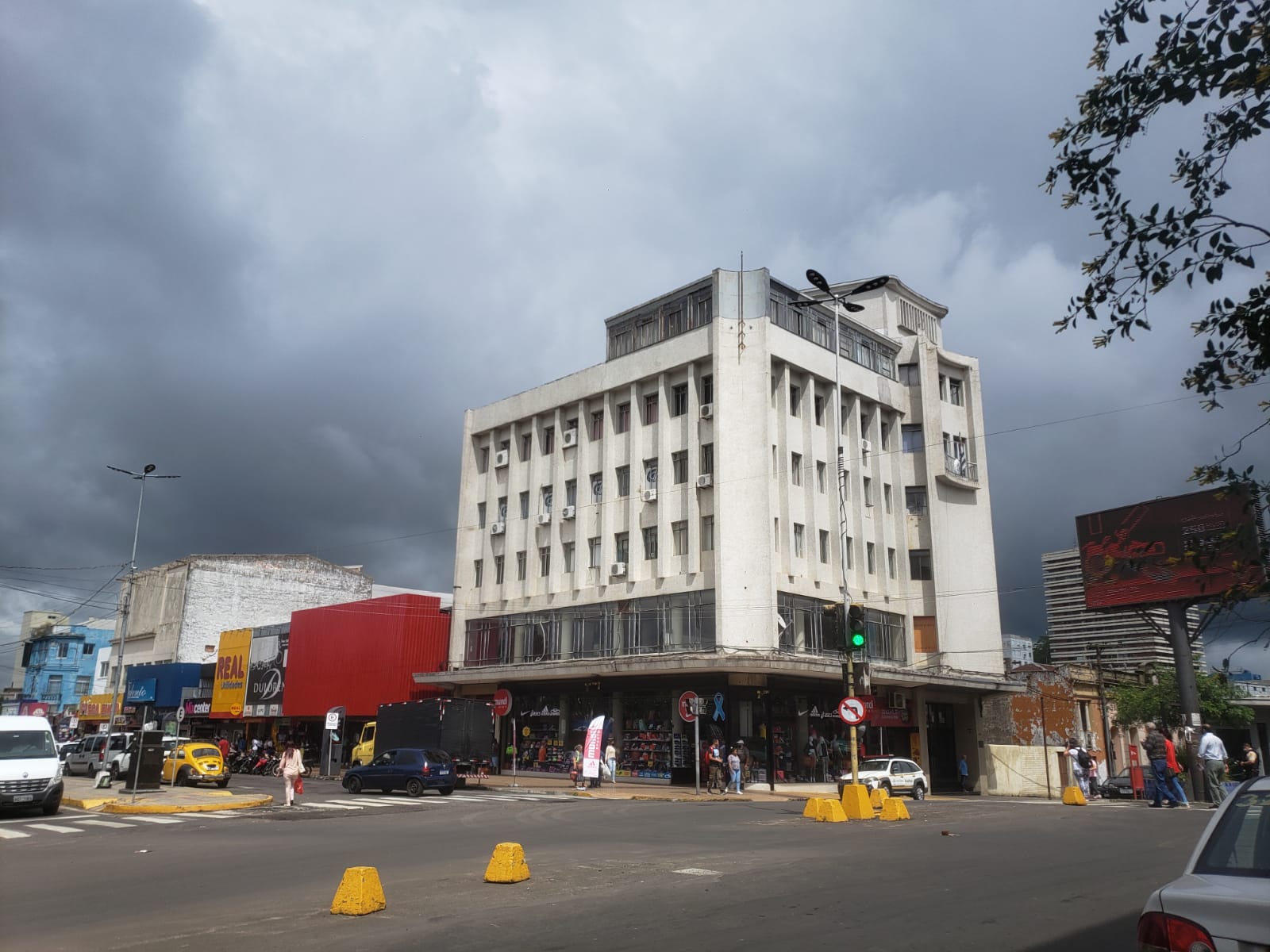  Perito criminal aborda segurança do trabalho em palestra na ACIL