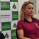 Liminar judicial determina retorno às aulas na cidade após polêmica suspensão