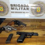 Ação conjunta entre Brigada Militar e Polícia Nacional do Uruguai resulta em prisões e apreensões de armas e munições