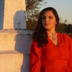 Nicole Carrion Lança Álbum “Fronteriza” nas Plataformas Digitais