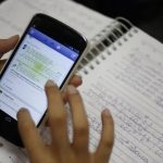 Aluno agride orientadora e professor em escola após ter celular apreendido