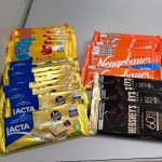 Homem é preso após furtar 30 barras de chocolate em farmácia no centro