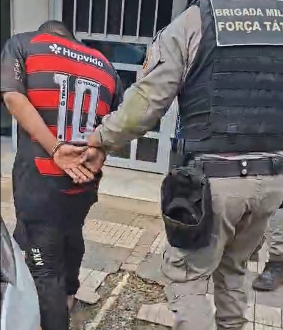 Suspeito de duplo homicídio em Quaraí é preso pela Força Tática após perseguição na BR-290
